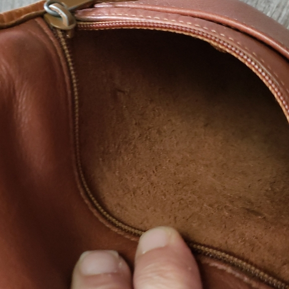 Leather Travel Purse - Picture 6 of 10